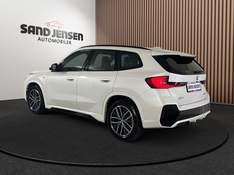 BMW iX1 xDrive30 M-Sport 5d