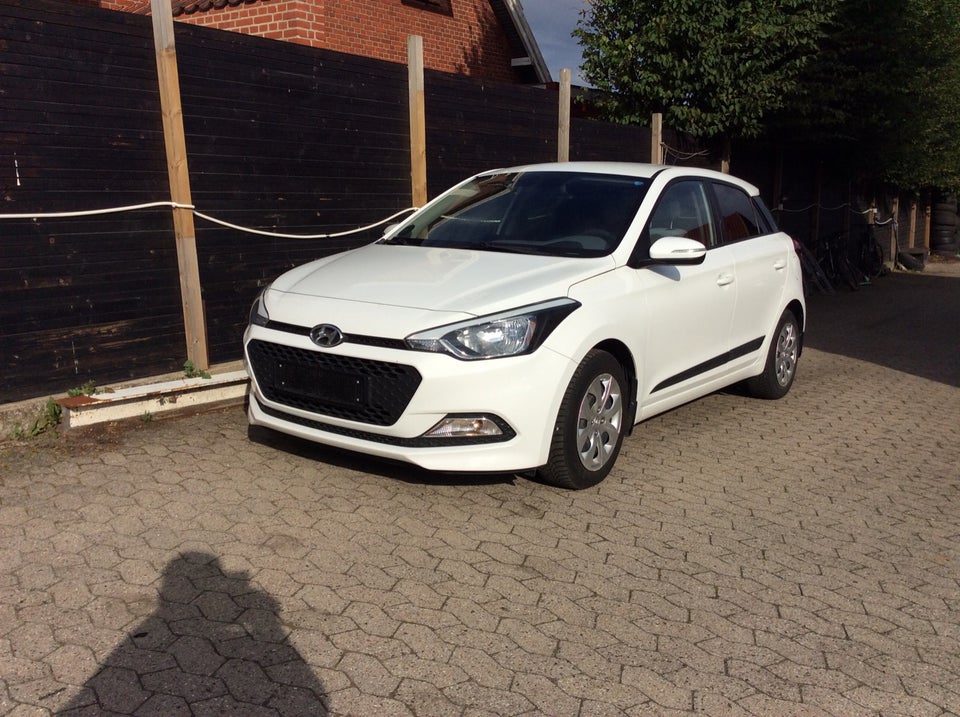 Hyundai i20 1,25 Sport 5d