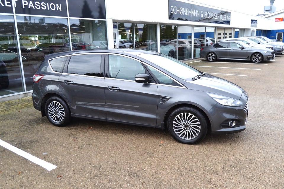 Ford S-MAX 2,0 EcoBlue Titanium aut. 5d