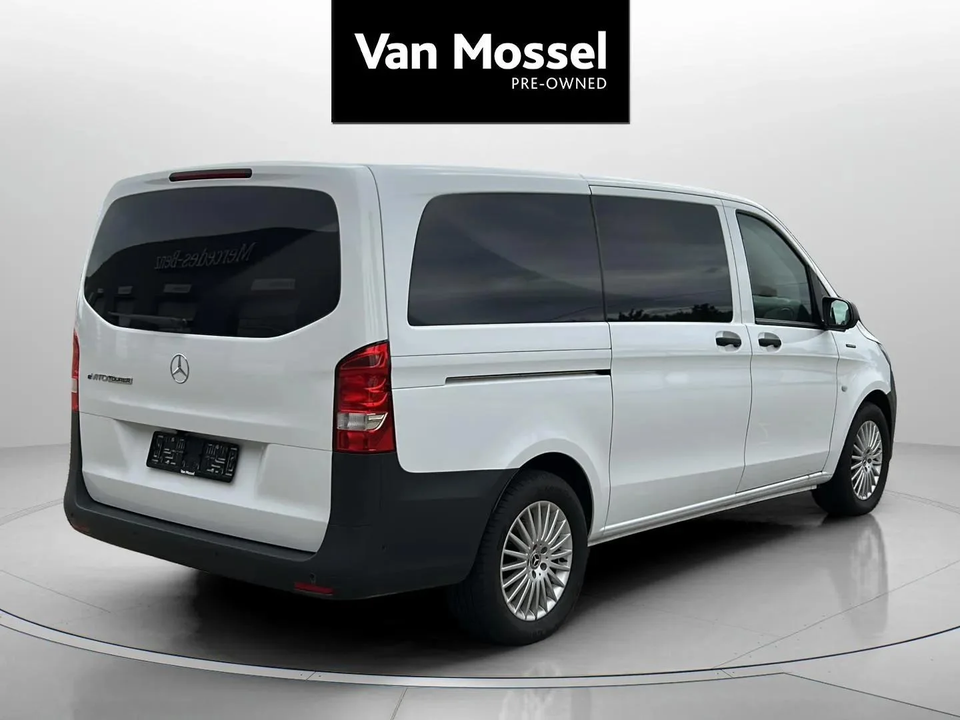 Mercedes eVito 129 Tourer PRO L Van