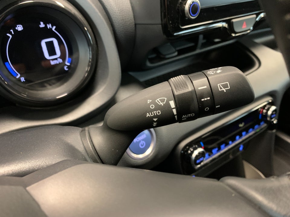 Mazda 2 1,5 Hybrid Agile Comfort CVT 5d