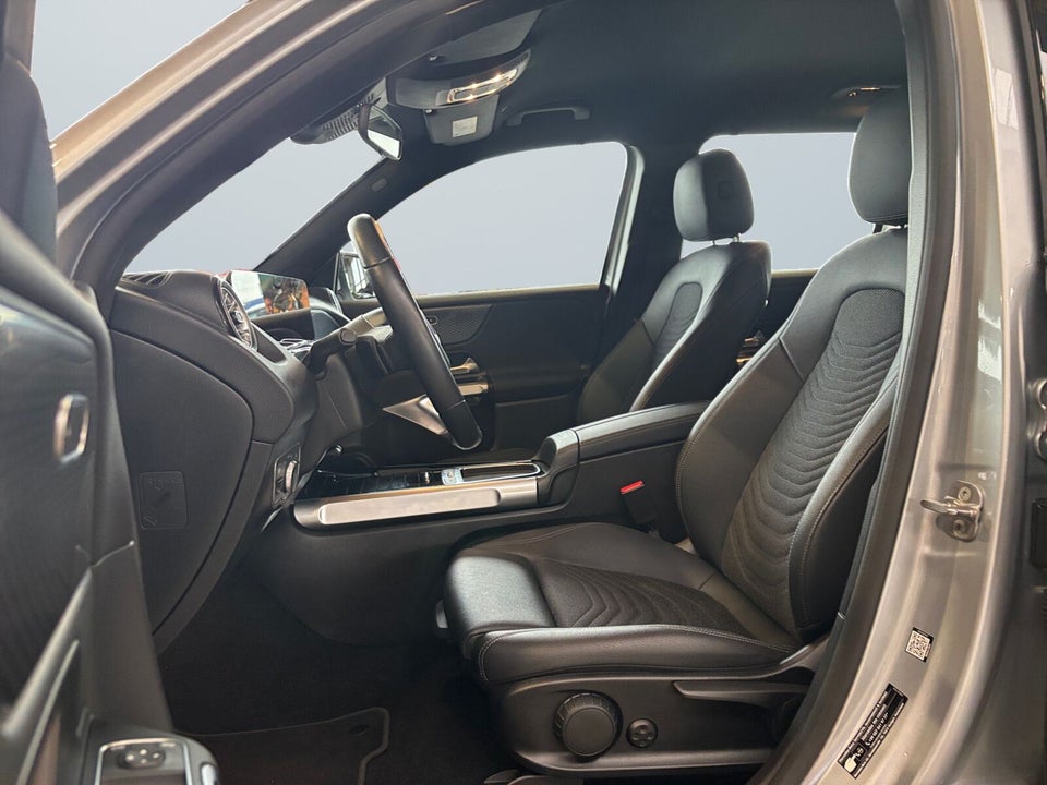 Mercedes EQB250+ Progressive 5d