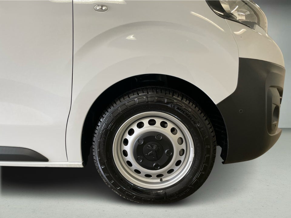 Peugeot e-Expert 75 L2 Premium Van