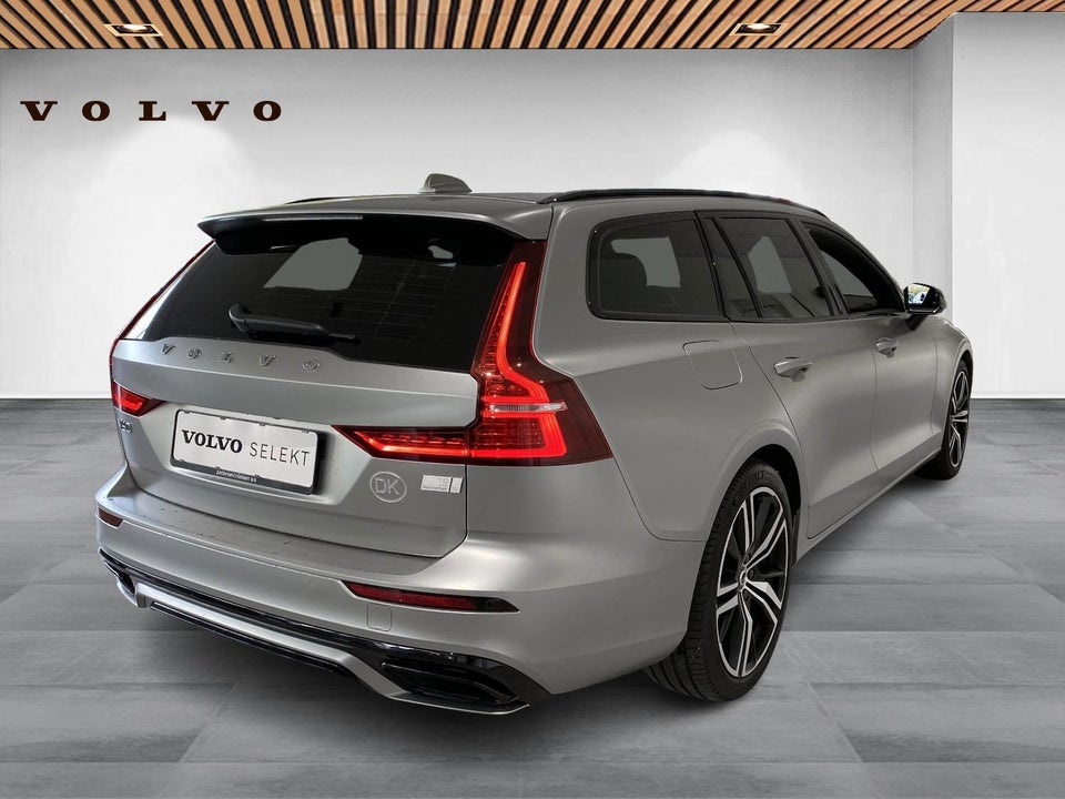 Volvo V60 2,0 T8 ReCharge R-Design aut. AWD 5d