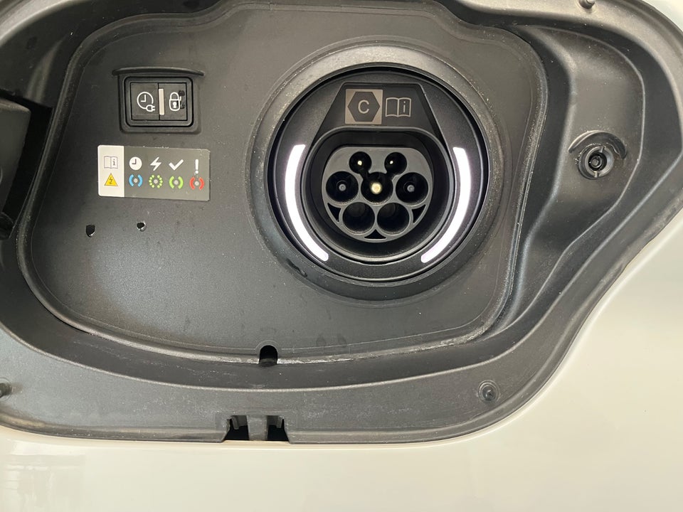 Peugeot 308 1,6 Hybrid First Selection SW EAT8 5d