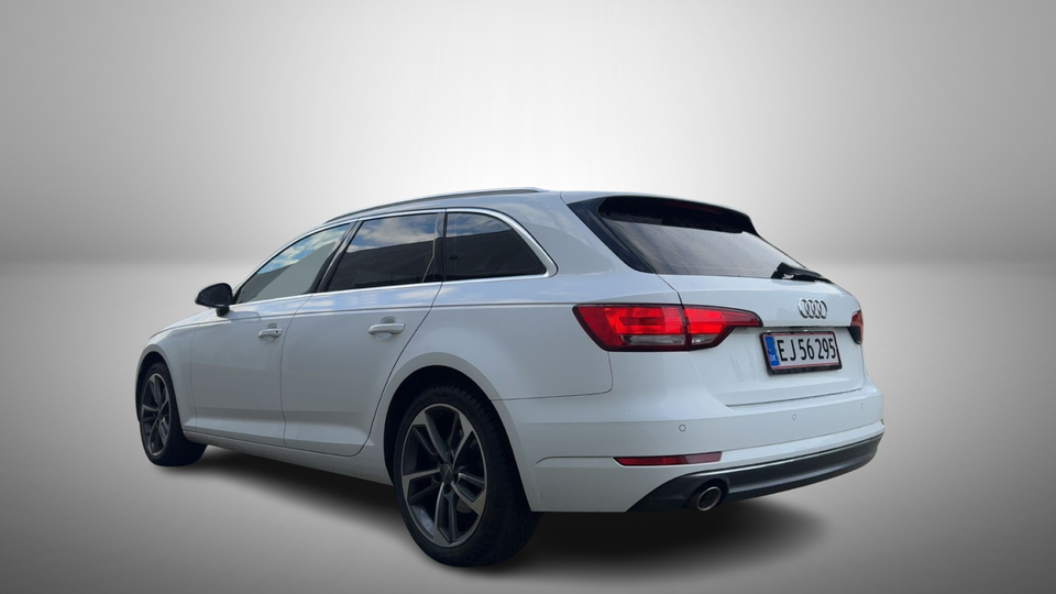 Audi A4 2,0 TDi 150 Avant S-tr. 5d