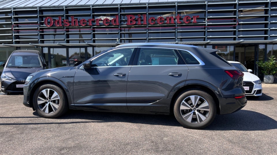 Audi Q8 e-tron 55 Prestige quattro 5d