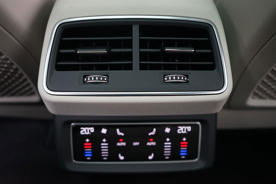 Audi Q8 e-tron 55 Sportback quattro 5d