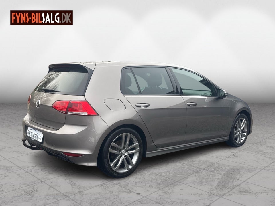 VW Golf VII 1,4 TSi 140 R-line DSG BMT 5d