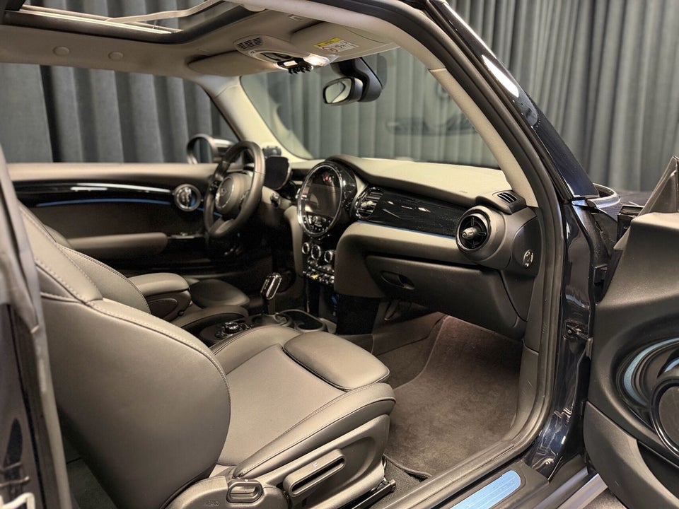 MINI Cooper SE Edition Premium Plus 3d