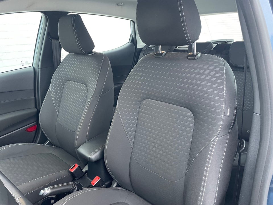 Ford Fiesta 1,0 EcoBoost mHEV Titanium 5d