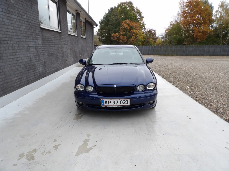 Jaguar X-type 2,5 V6 Sport 4d