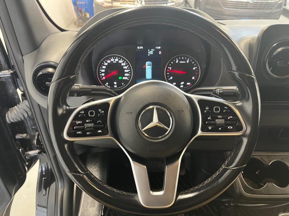 Mercedes Sprinter 317 2,0 CDi A2 Kassevogn aut. RWD