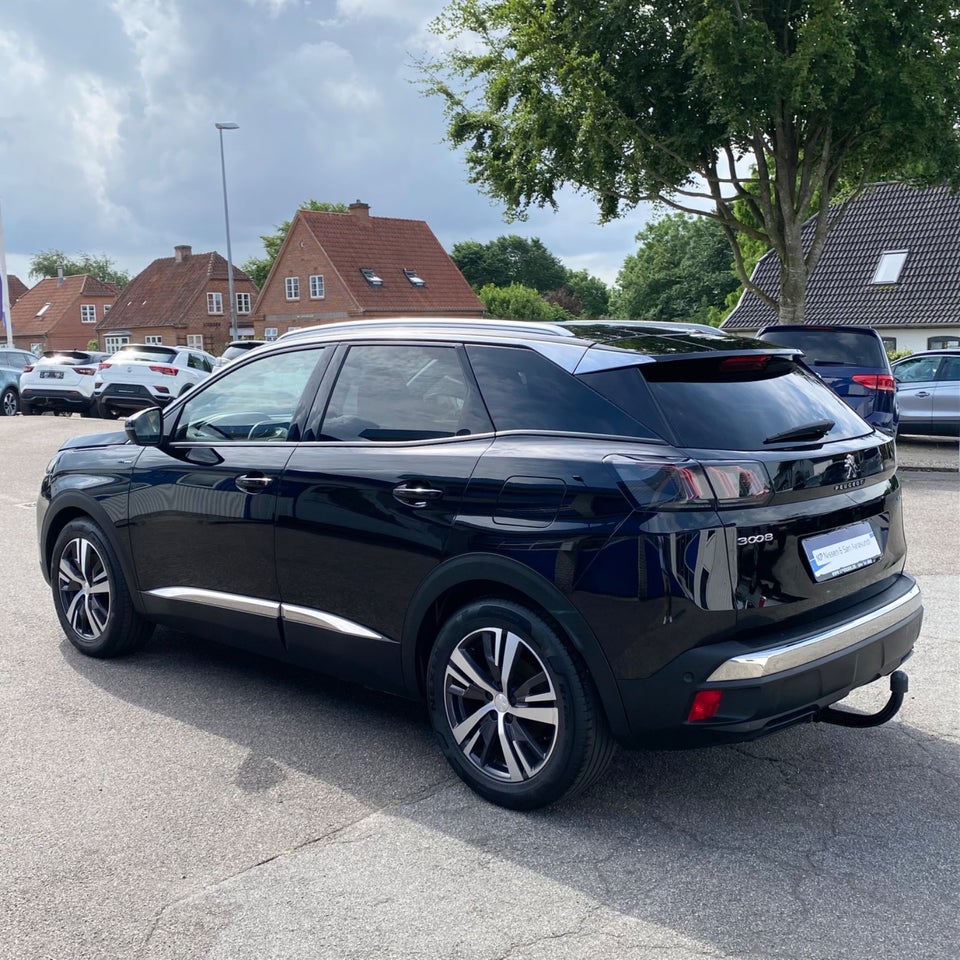 Peugeot 3008 1,6 Hybrid Allure EAT8 5d