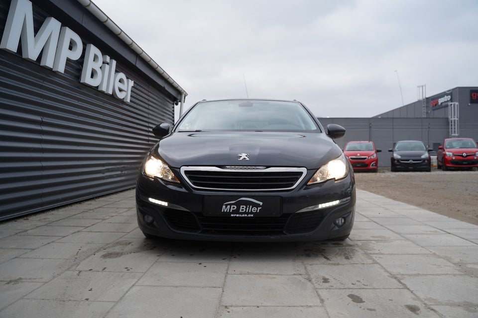 Peugeot 308 1,6 BlueHDi 120 Style Sky SW EAT6 5d