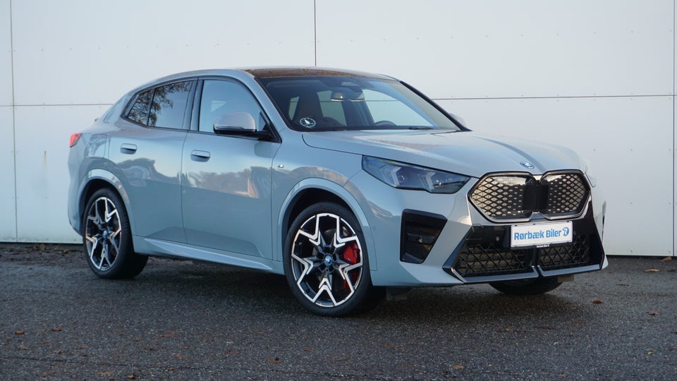 BMW iX2 xDrive30 M-Sport 5d