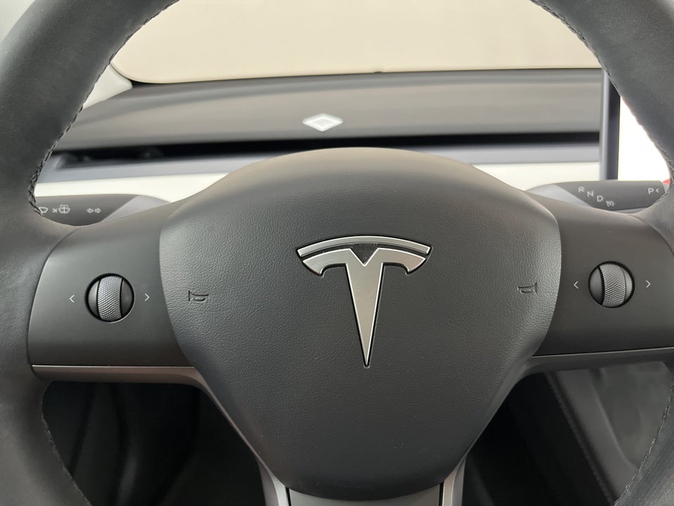 Tesla Model 3 Performance AWD 4d