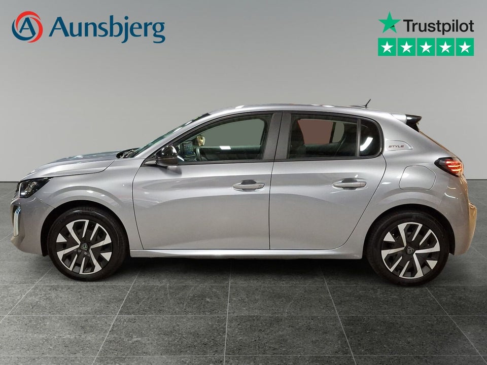 Peugeot e-208 50 Style 5d