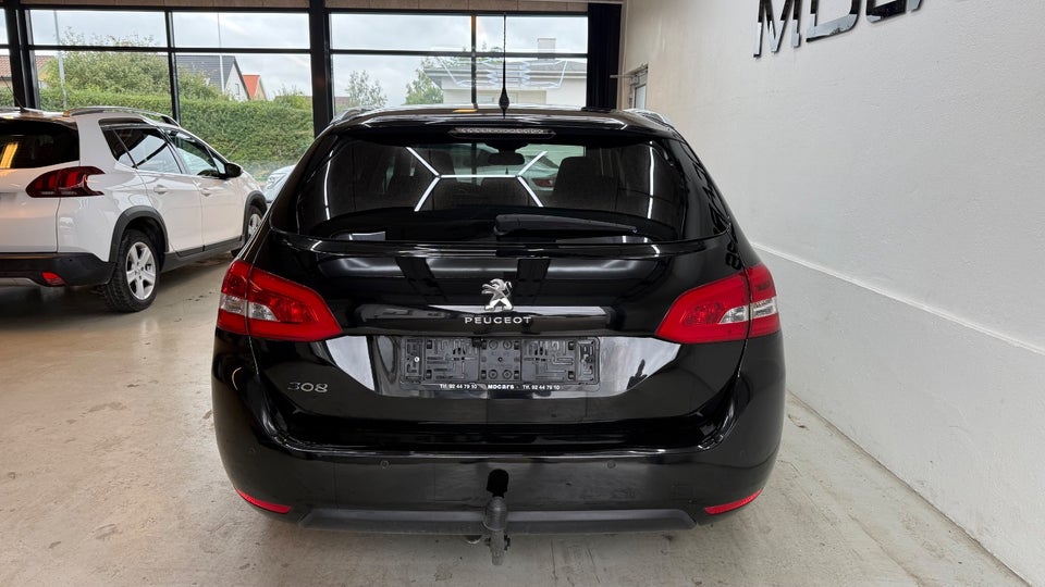 Peugeot 308 1,5 BlueHDi 130 Allure Sky SW 5d