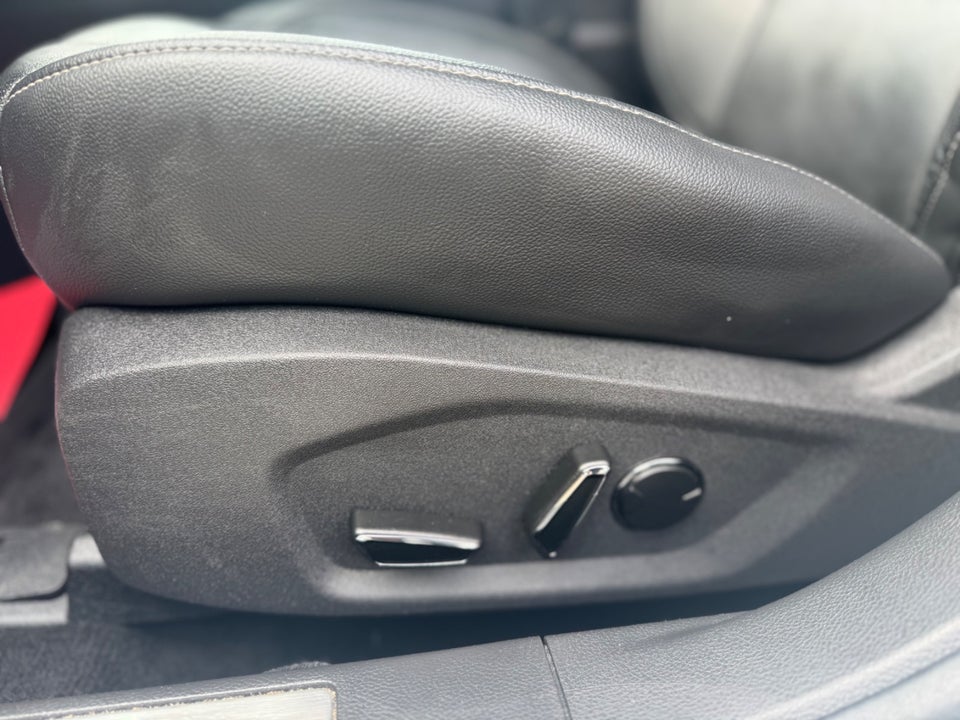 Ford Mondeo 2,0 EcoBlue Titanium stc. aut. 5d