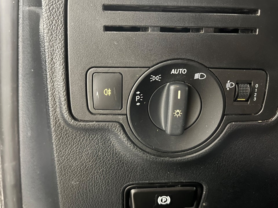 Mercedes Vito 114 2,0 CDi Kassevogn aut. L RWD