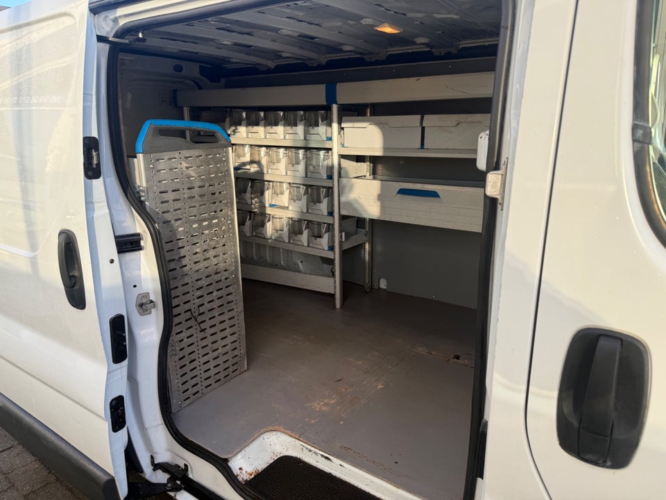 Opel Vivaro 2,0 CDTi 114 Van L2H1 4d