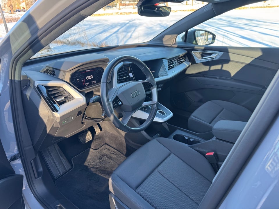 Audi Q4 e-tron 35 Advanced 5d