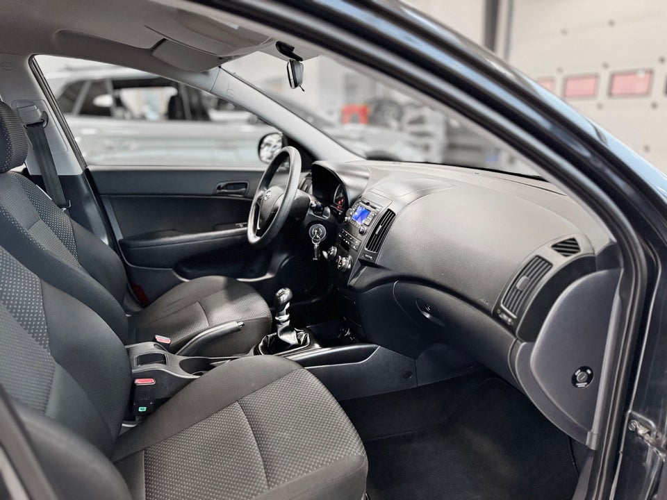 Hyundai i30 1,6 CRDi 90 Comfort CW 5d