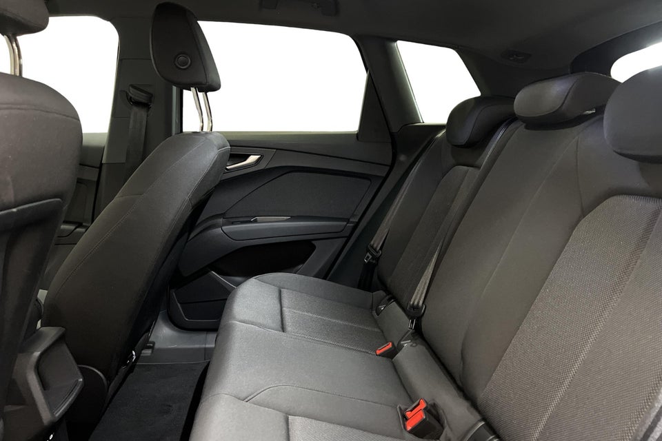 Audi Q4 e-tron 45 Progress quattro 5d