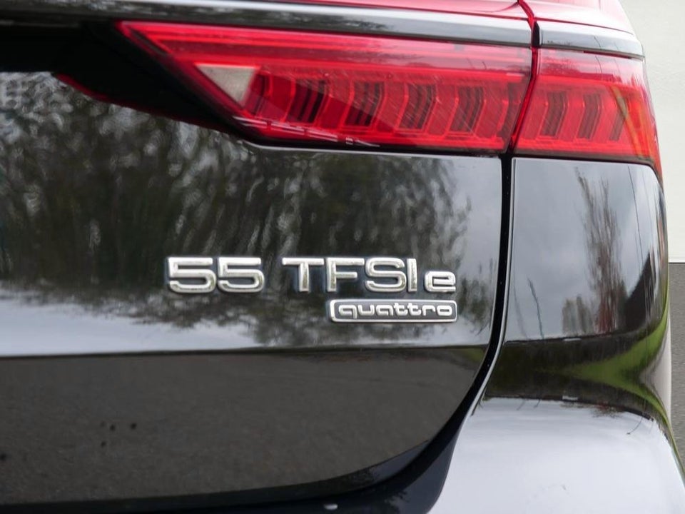 Audi A6 55 TFSi e S-line Avant quattro S-tr. 5d