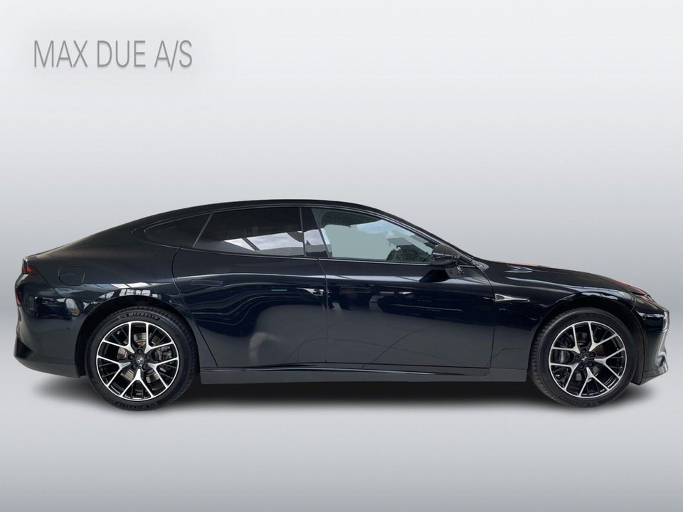 Xpeng P7 Performance 4d