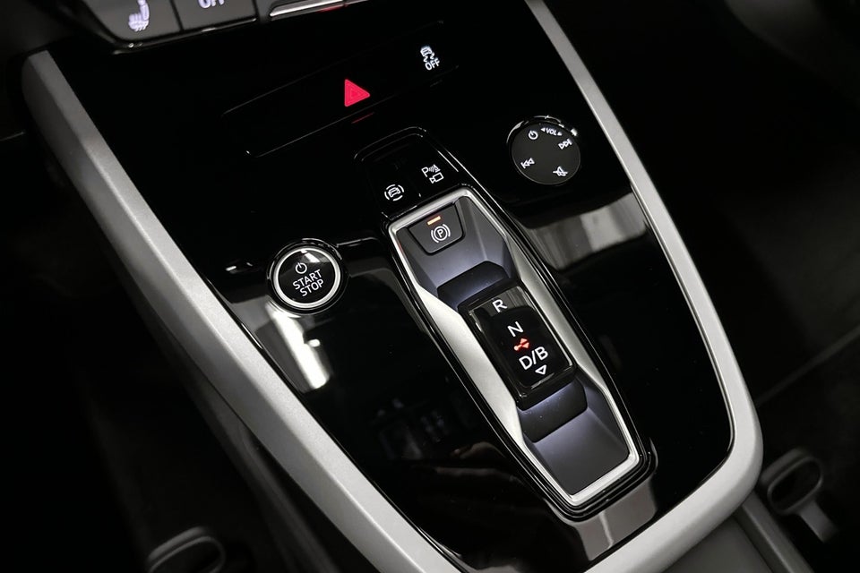 Audi Q4 e-tron 45 Progress 5d