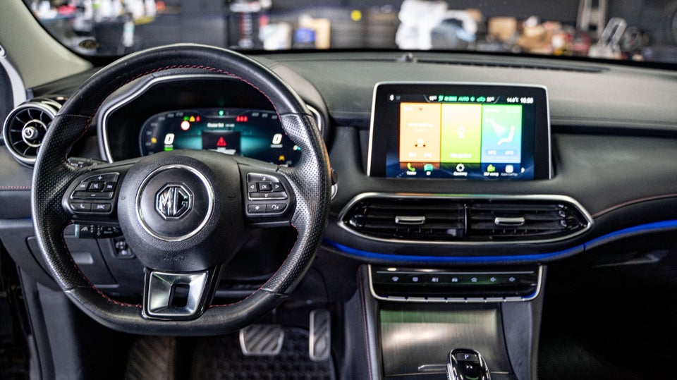 MG EHS 1,5 PHEV Luxury 5d