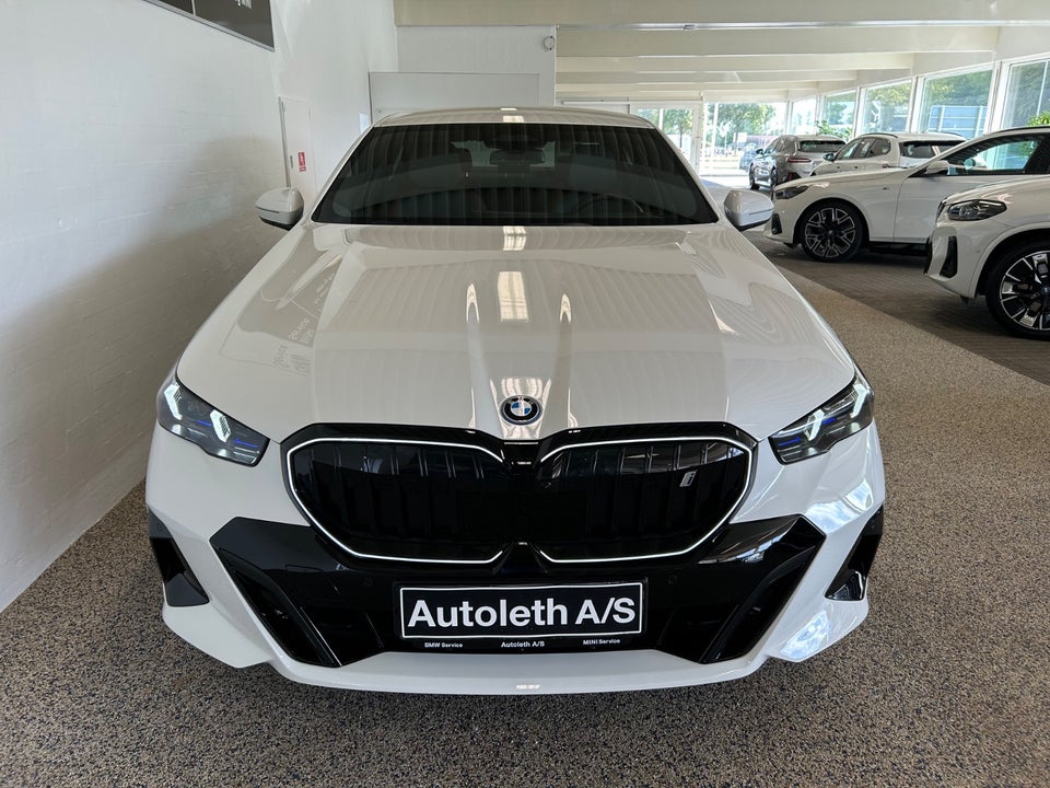 BMW i5 eDrive40 M-Sport Pro 4d