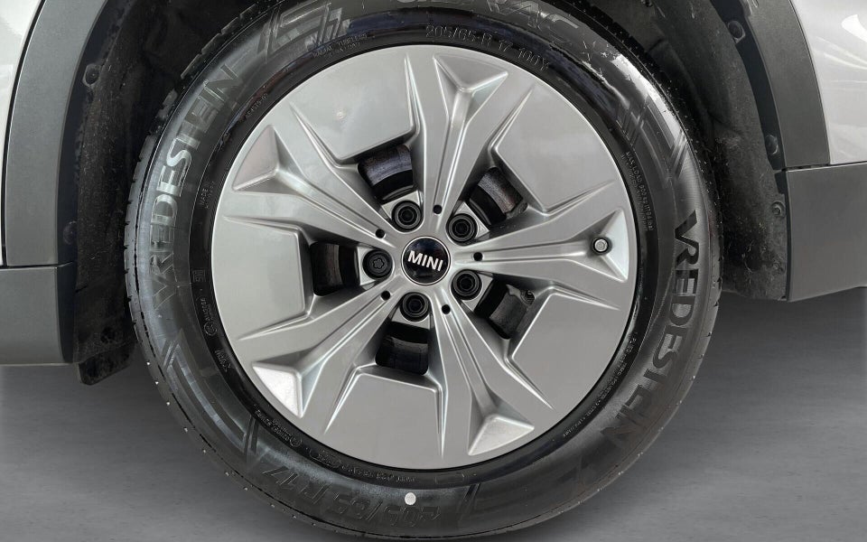 MINI Countryman E Classic Trim M 5d
