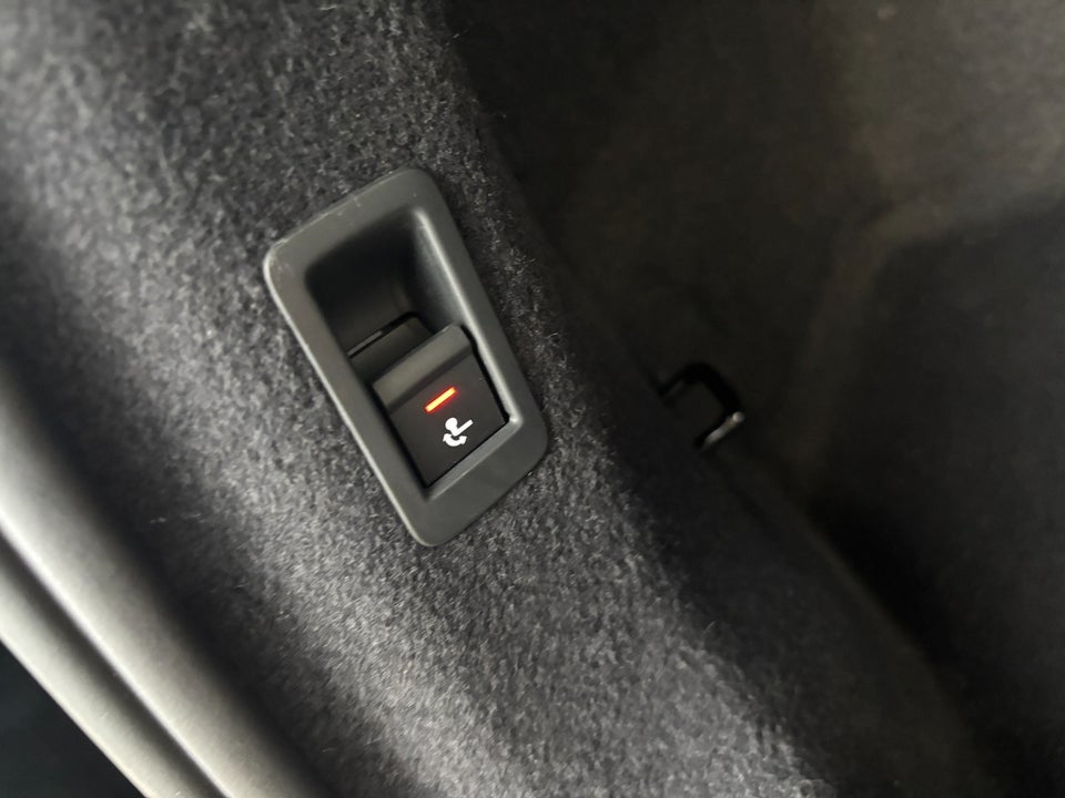 Audi Q4 e-tron 40 Attitude S-line 5d