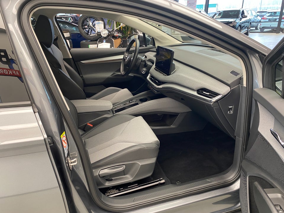 Skoda Enyaq 50 iV 5d