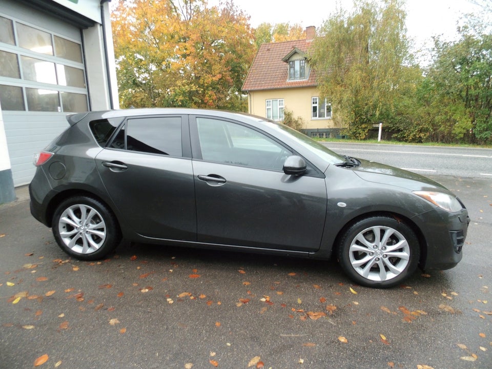 Mazda 3 2,0 Premium Tech 5d