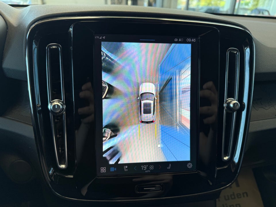 Volvo EX40 Extended Range Core 5d