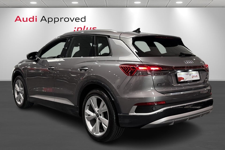 Audi Q4 e-tron 45 S-line 5d