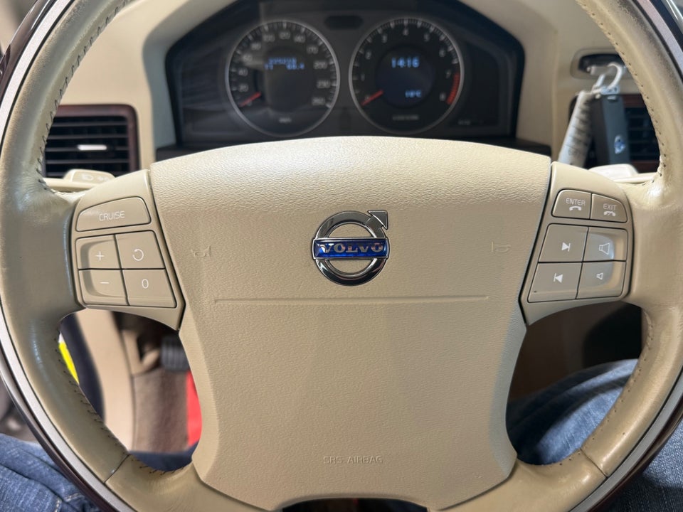 Volvo S80 2,5 T Momentum aut. 4d
