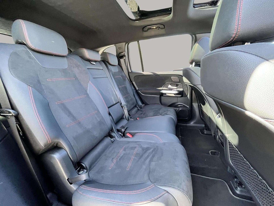 Mercedes EQB300 AMG Line 4Matic 5d