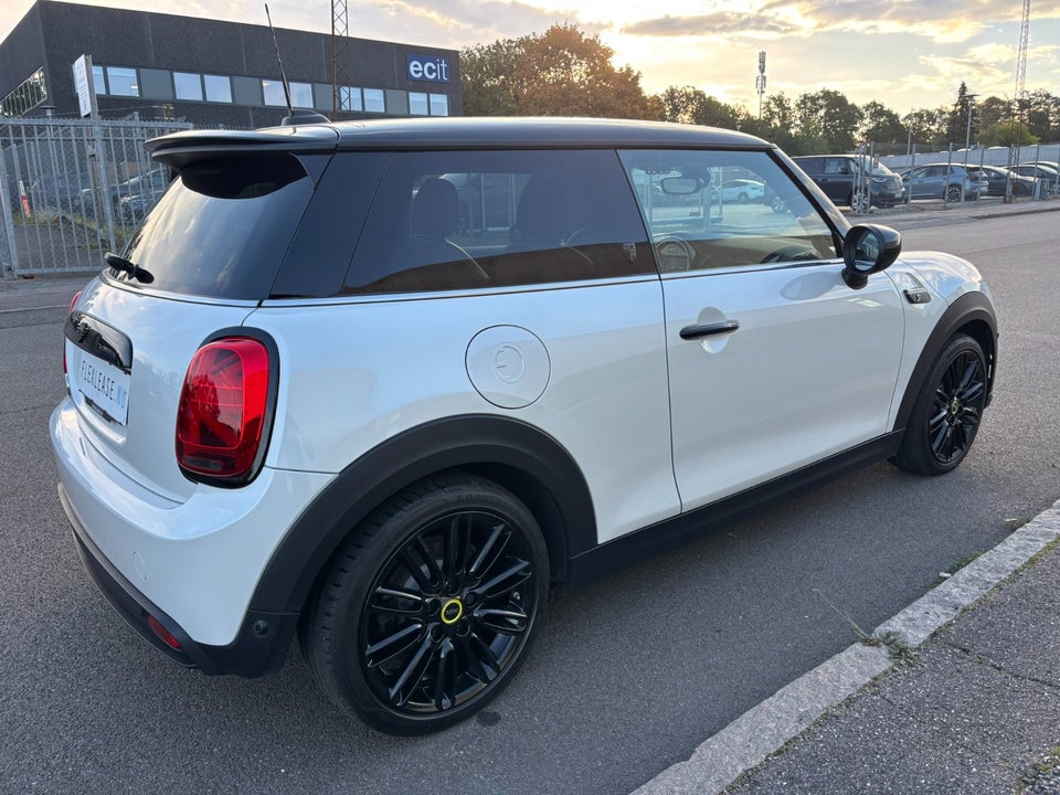 MINI Cooper SE Yours Trim 3d