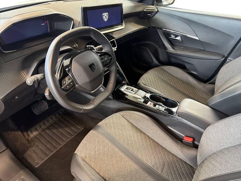 Peugeot 2008 1,2 PureTech 130 Allure EAT8 5d