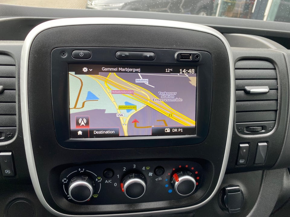 Renault Trafic T29 2,0 dCi 120 L2H1