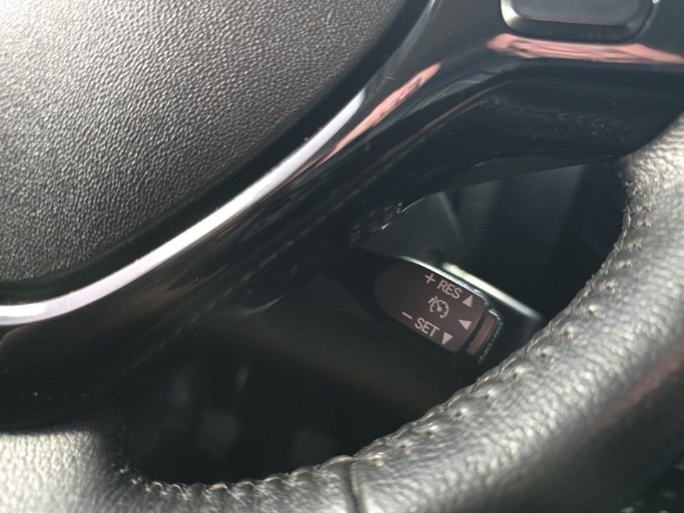 Peugeot 108 1,0 e-VTi 69 Allure 5d