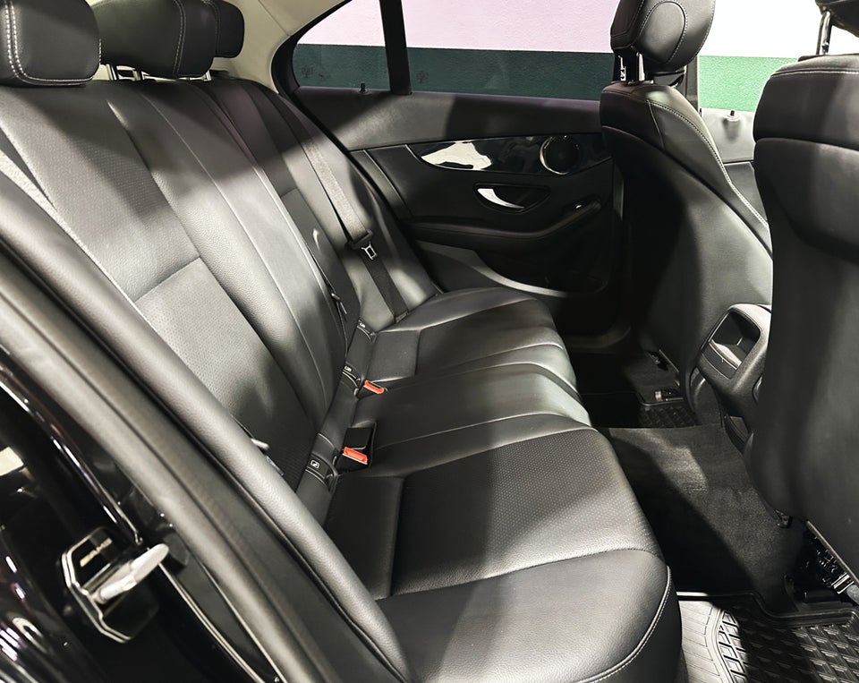 Mercedes C220 d 2,2 AMG Line aut. 4d