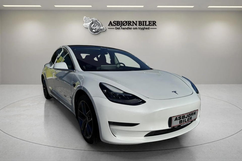 Tesla Model 3 Long Range AWD 4d