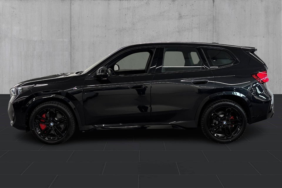 BMW iX1 eDrive20 M-Sport Pro 5d