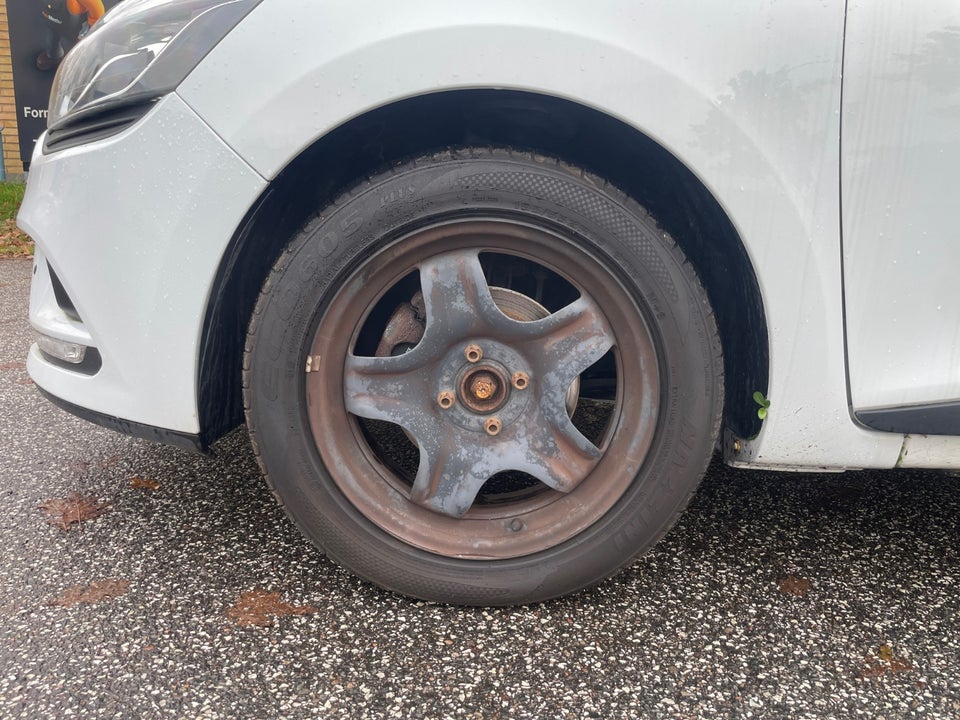 Renault Clio IV 0,9 TCe 90 Zen Sport Tourer 5d